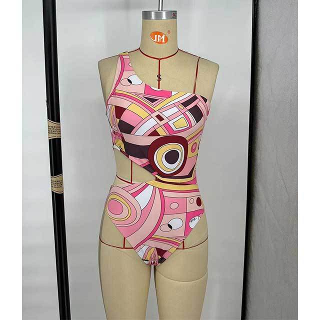 Single Shoulder Printed Cut Out One-piece Swimsuit