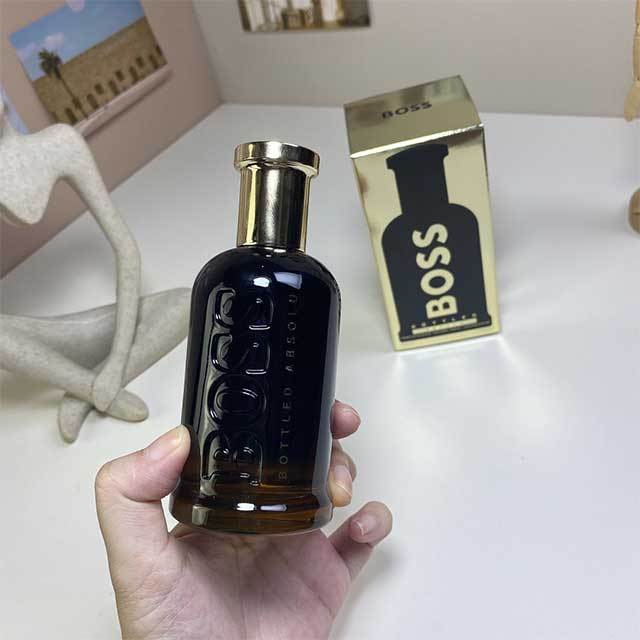 Woody Fragrance Charming Men Perfume
