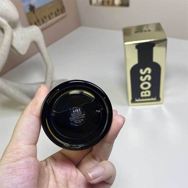 Woody Fragrance Charming Men Perfume