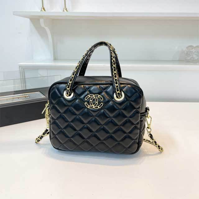 Chained Leather Fashion Crossbody Bag