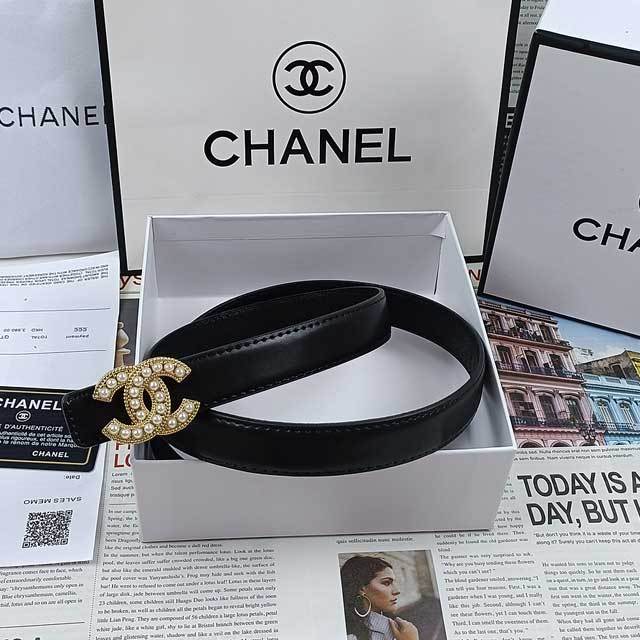 Pearl Embellished Leather Fashion Belt