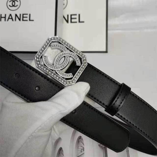 Fashion Pearl Leather Casual Belt