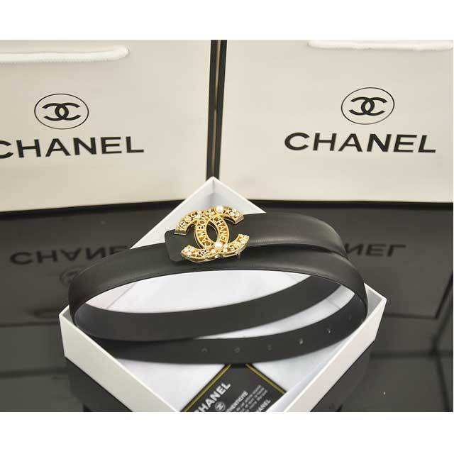 Pearl Embellished Leather Fashion Belt