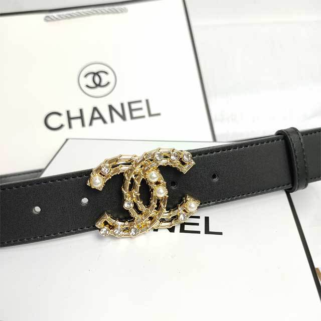 Pearl Hollow Out Leather Fashion Belt