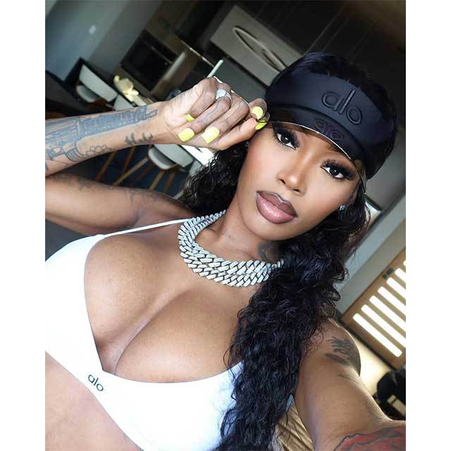 Sportwear Halter Bra Top Split Out Mini Skirt Set