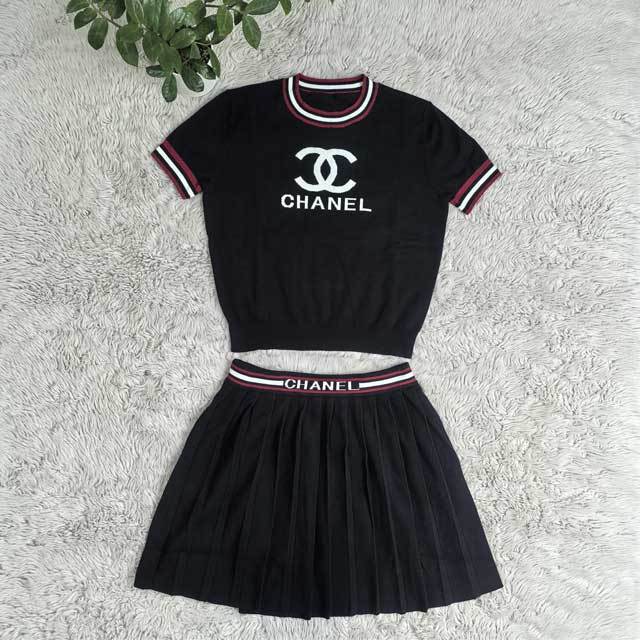 Fashion Knit Pleated Skirt Set