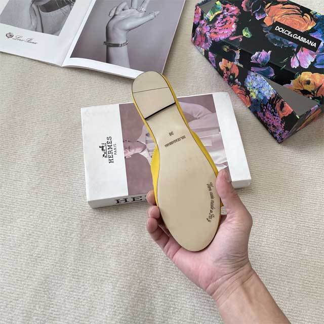 Fashion Metal Logo Beach Flat Slides