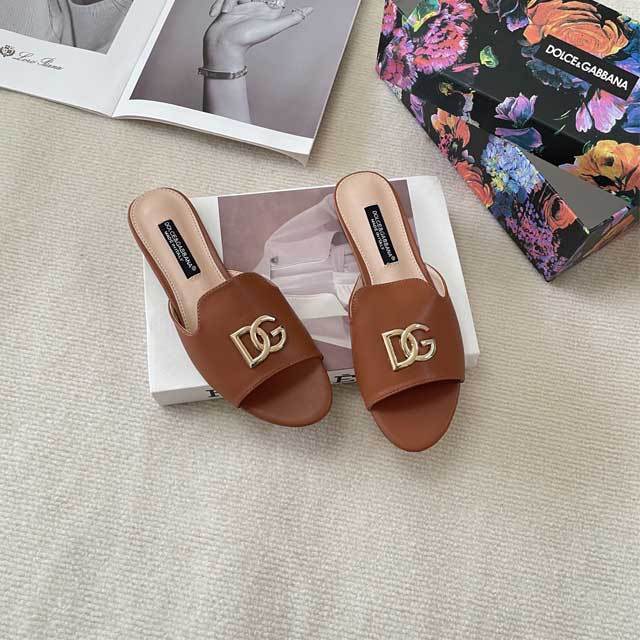 Fashion Metal Logo Beach Flat Slides