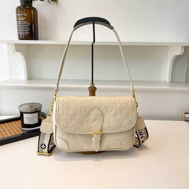 Leather Embossing Fashion Messenger Bag
