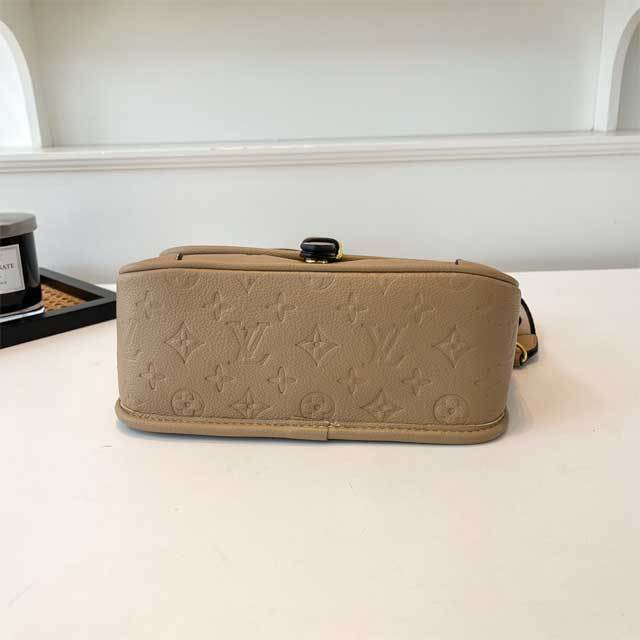 Leather Embossing Fashion Messenger Bag