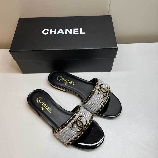 Pearl Fashion Women Flat Slides