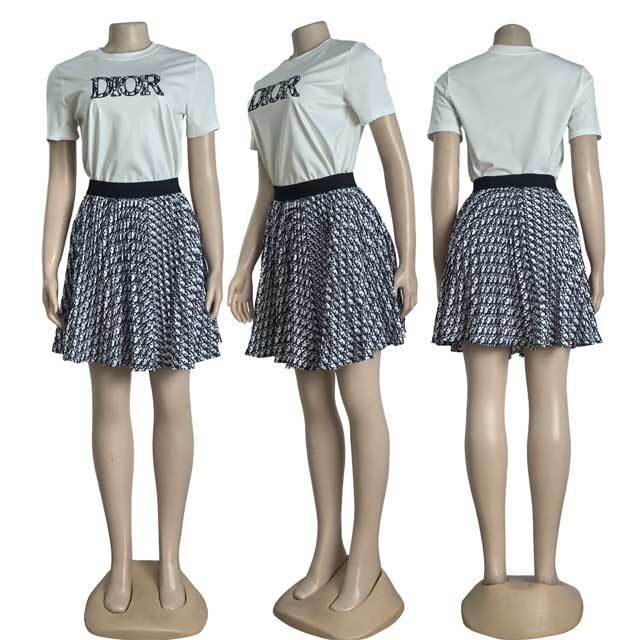 Printed Fashion Pleated Skirt Set