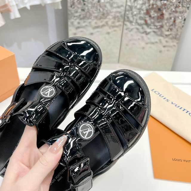 Thick-Soled Hollow Out Fashion Sandals
