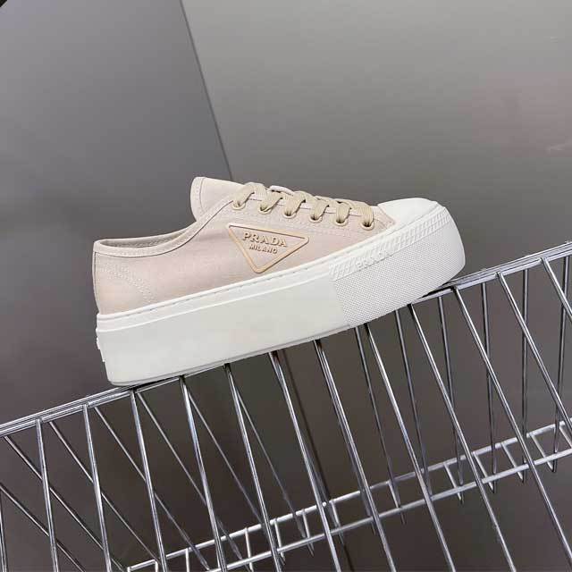 Thick Soled Women Vintage Sneaker