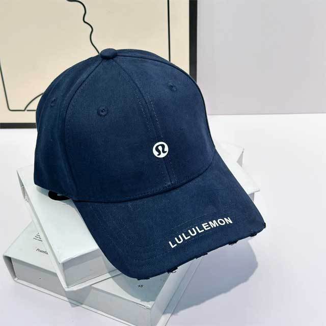 Fashion Ripped Unisex Baseball Cap