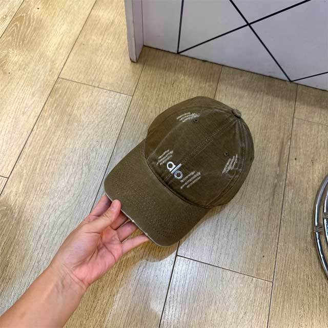 Washed Ripped Fashion Baseball Cap