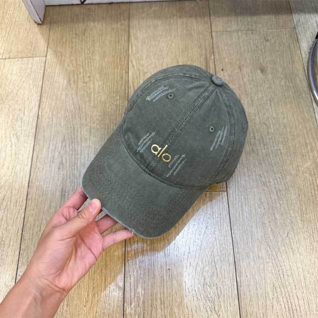 Washed Ripped Fashion Baseball Cap
