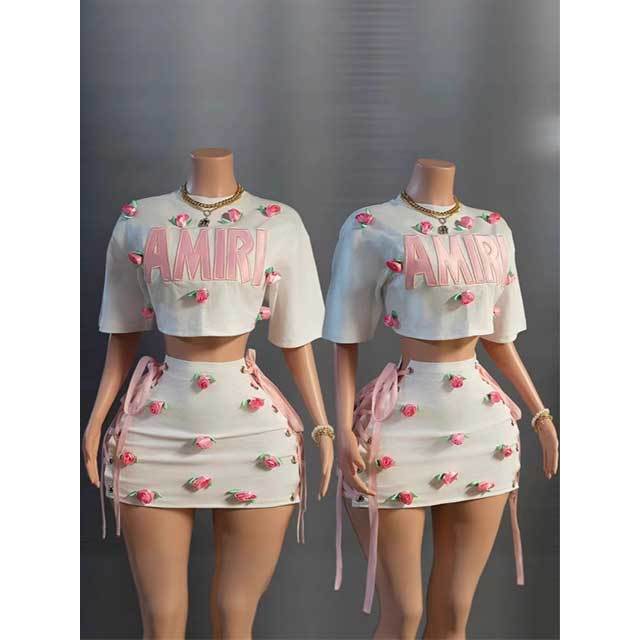 Rose Decorated Cropped T-Shirt Short Skirt Set