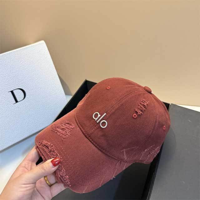 Embroidery Fashion Ripped Baseball Caps