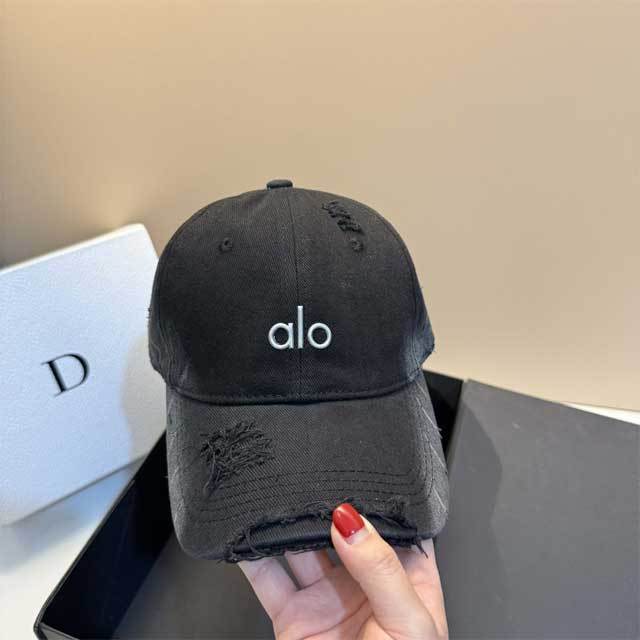 Embroidery Fashion Ripped Baseball Caps
