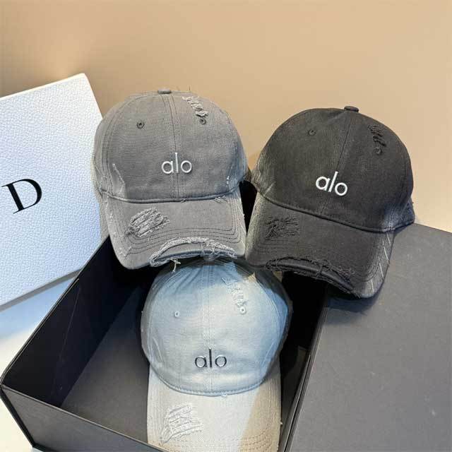 Embroidery Fashion Ripped Baseball Caps