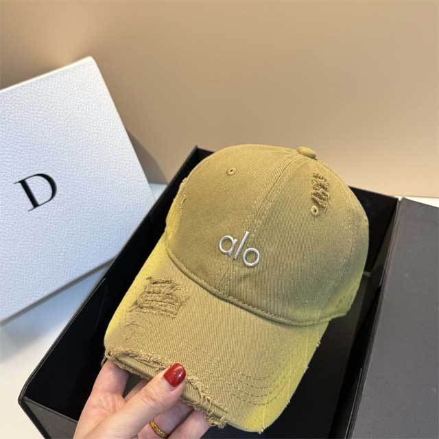 Embroidery Fashion Ripped Baseball Caps