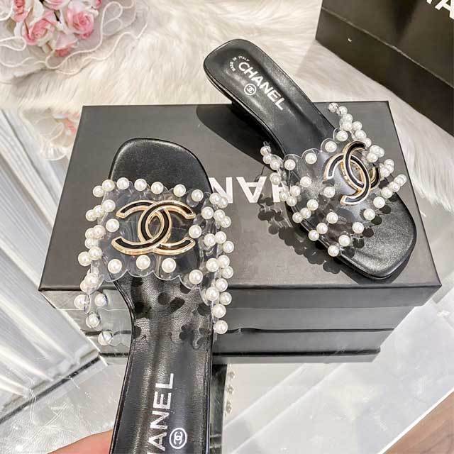 Pearl Embellished Fashion Women Slipper