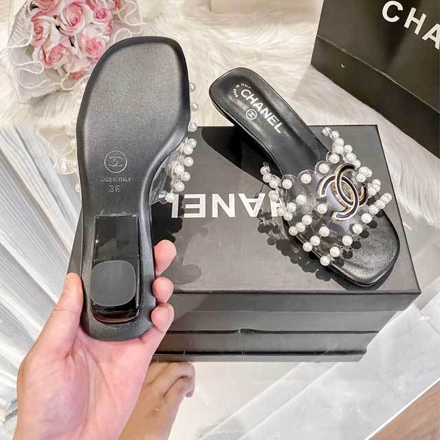 Pearl Embellished Fashion Women Slipper