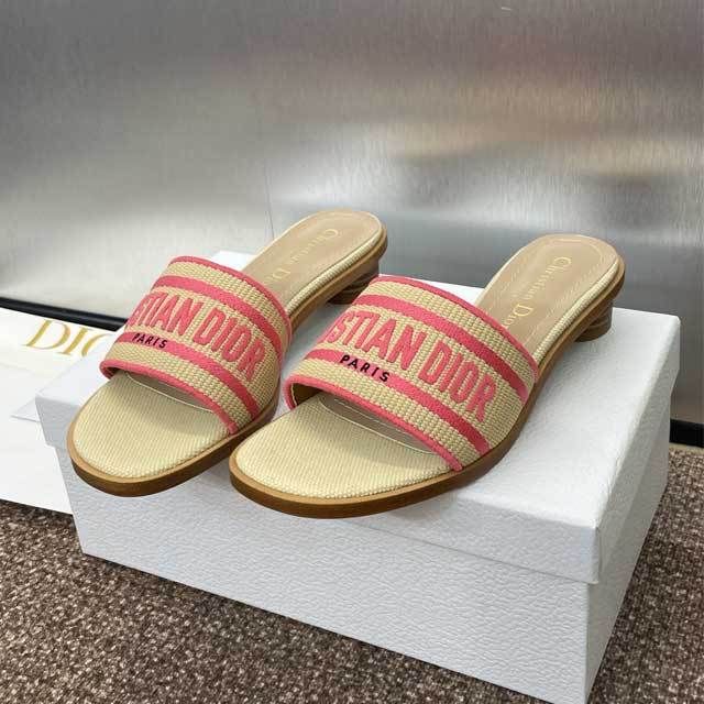Fashion Embroidery Chunky Heel Sandals