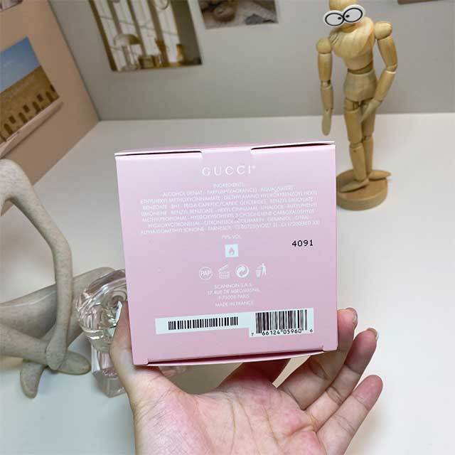 Fruity Floral Fragrance Perfume