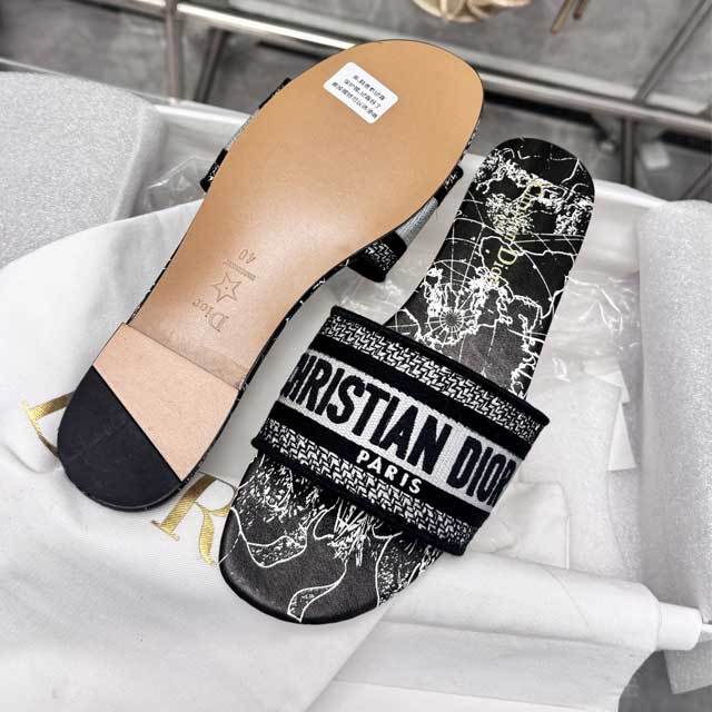 Fashion Embroidery Beach Flat Slides