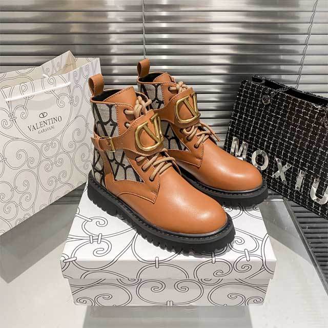 Metal Logo Fashion Lace-Up Women Boots