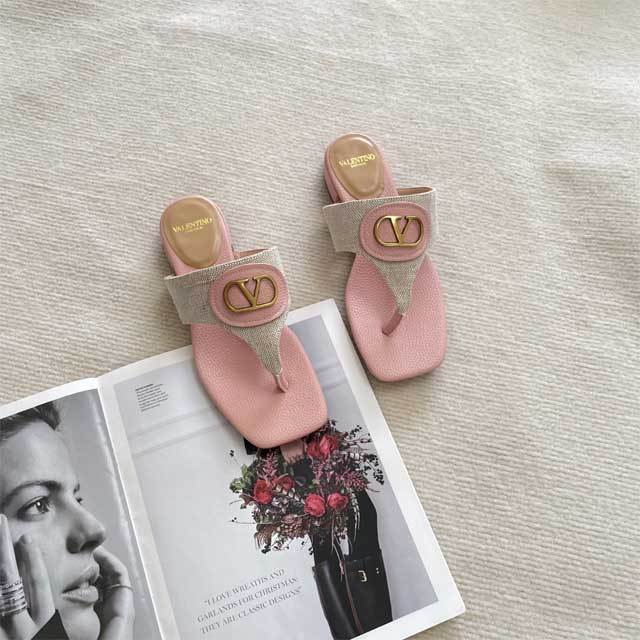 Fashion Logo Women Casual Flip Flops