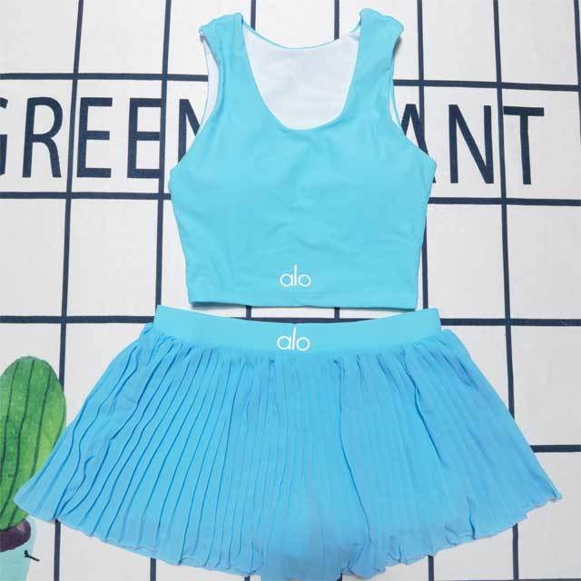Tennis Wear Sleeveless Tank Top Pleated Mini Skirt Set