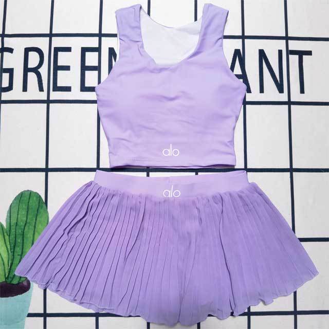 Tennis Wear Sleeveless Tank Top Pleated Mini Skirt Set