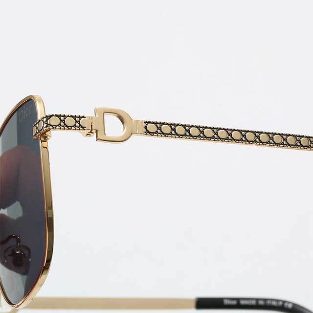 Simple Design Square Frame Metal Glasses