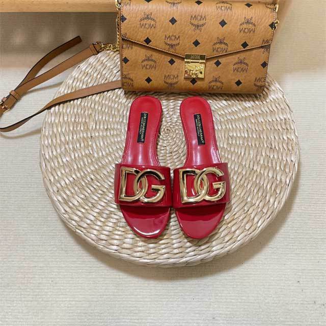 Metal Logo Fashion Flat Sandals