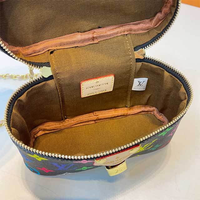 Fashion Print Women Chained Leather Makeup Bag