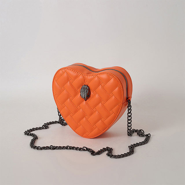 Heart-shaped Chains Crossbody Bag