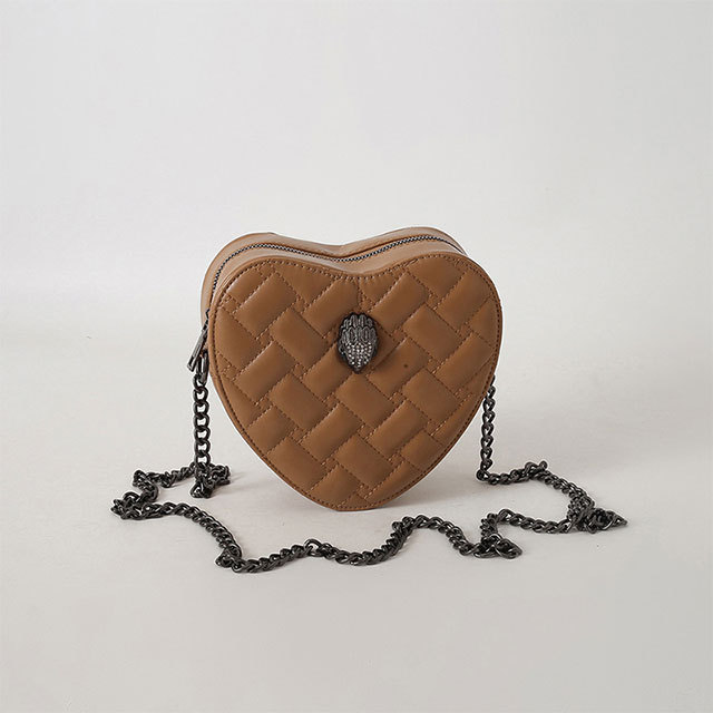 Heart-shaped Chains Crossbody Bag