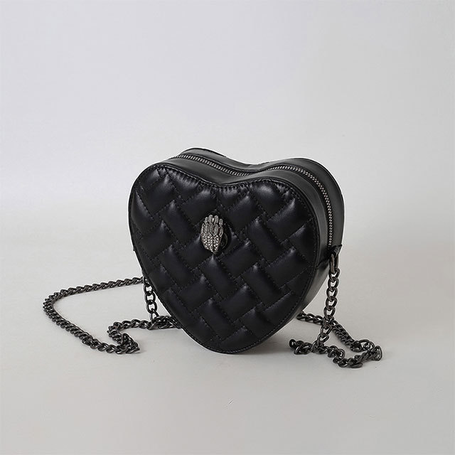 Heart-shaped Chains Crossbody Bag