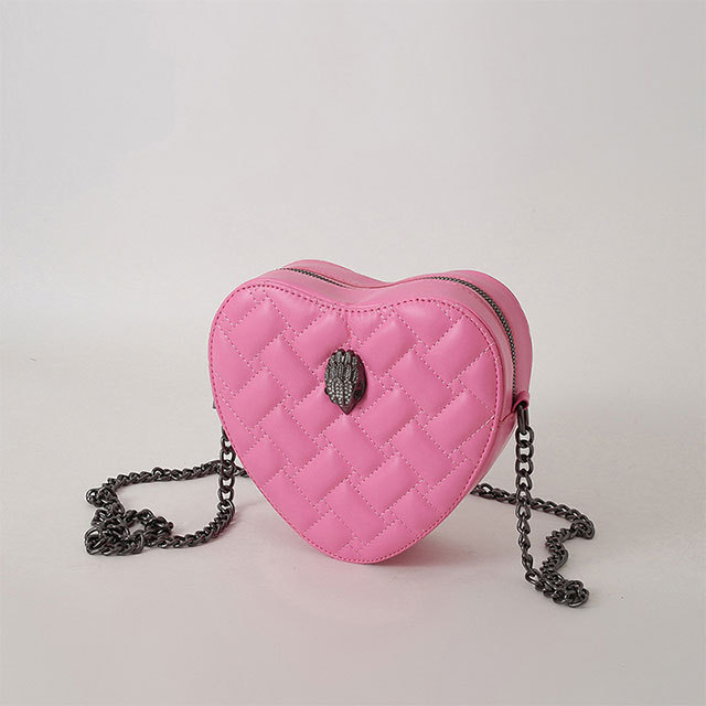 Heart-shaped Chains Crossbody Bag