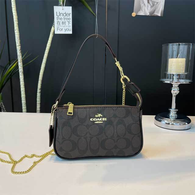 Metal Logo Fashion Crossbody Women Purses