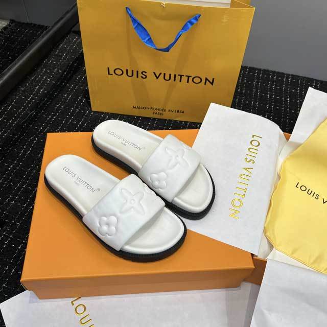 Fashion Design Casual Slipper