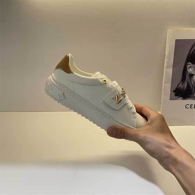 Fashion Design Casual Sneakers