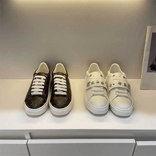 Fashion Design Casual Sneakers
