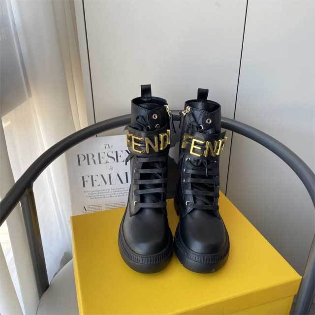 Fashion Metal Logo Women Martin Boots