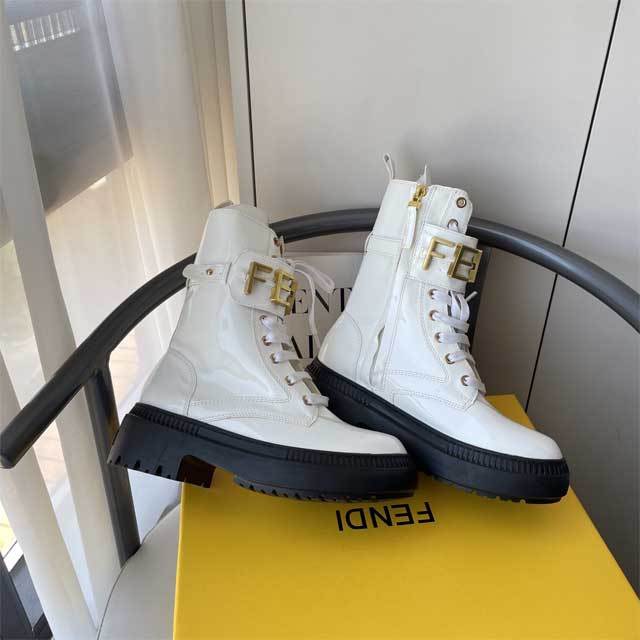 Fashion Metal Logo Women Martin Boots