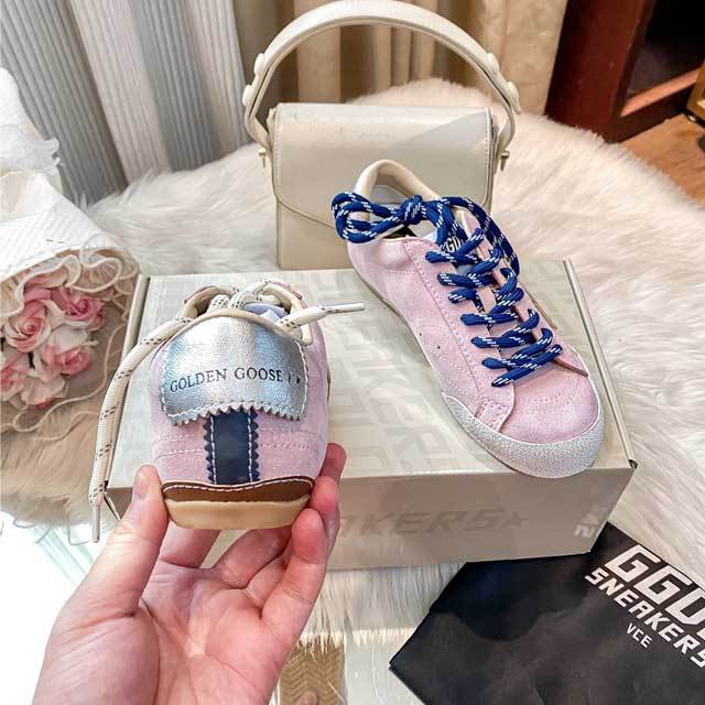 Fashion Lace-Up Comfort Casual Sneakers