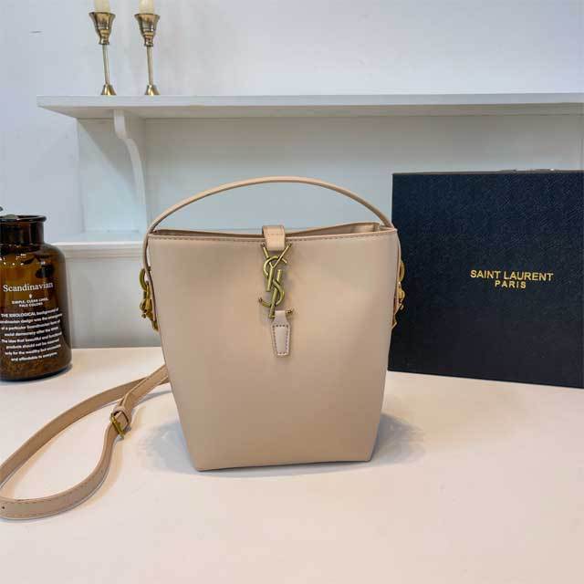 Metal Logo Fashion Crossbody Bucket Bag